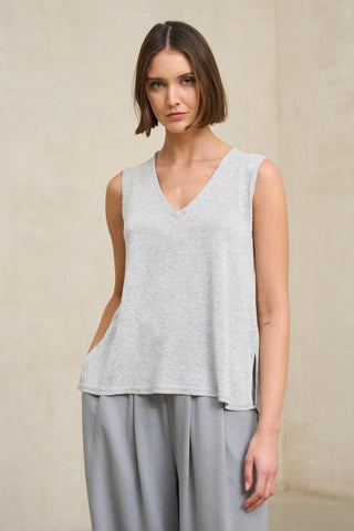 Top de punto Virel gris claro