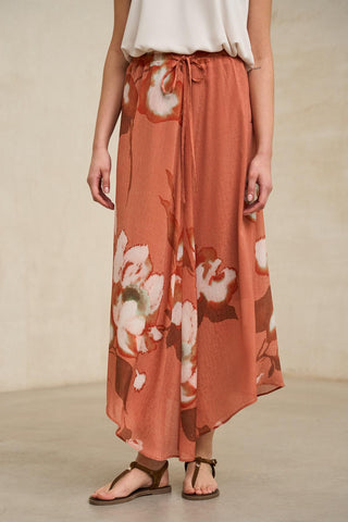 Falda Ailén estampado coral